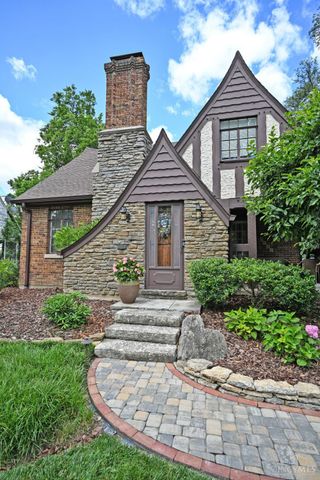 5021 Anderson Place, Cincinnati, OH 45227
