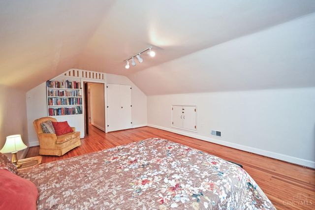 5021 Anderson Place, Cincinnati, OH 45227