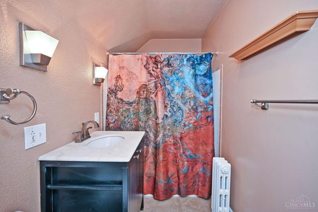 5021 Anderson Place, Cincinnati, OH 45227