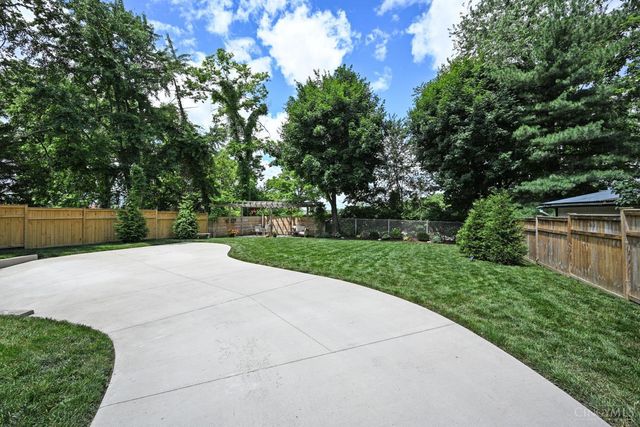 5021 Anderson Place, Cincinnati, OH 45227