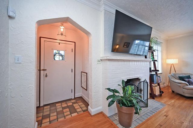 5021 Anderson Place, Cincinnati, OH 45227