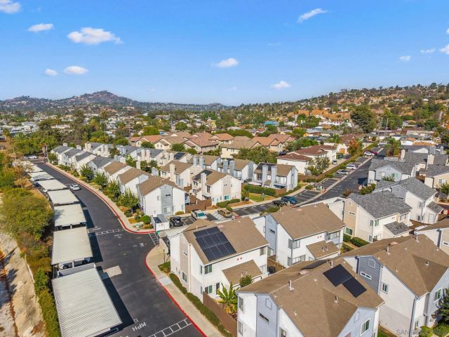 8901 Arlingdale Way, Spring Valley, CA 91977