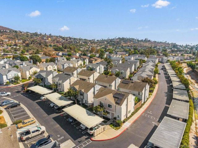 8901 Arlingdale Way, Spring Valley, CA 91977