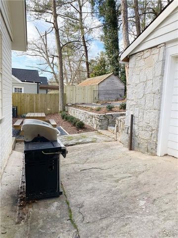 1927 S Gordon Street SW, Atlanta, GA 30310