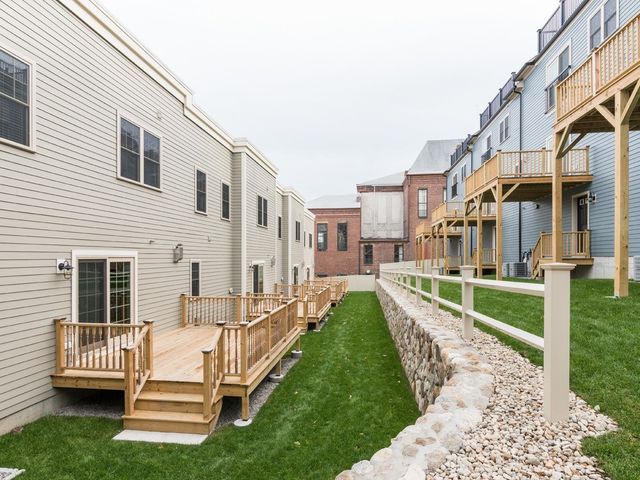 38 Millmont St 38, Boston, MA 02119