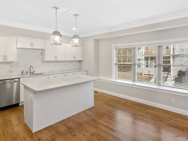 38 Millmont St 38, Boston, MA 02119