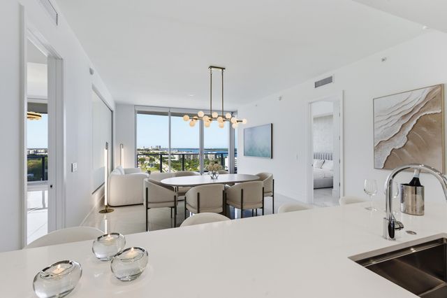 220 Lake Shore Drive 1205, Lake Park, FL 33403