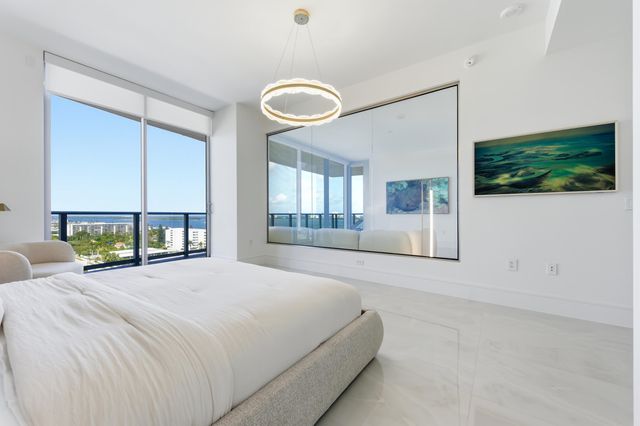 220 Lake Shore Drive 1205, Lake Park, FL 33403