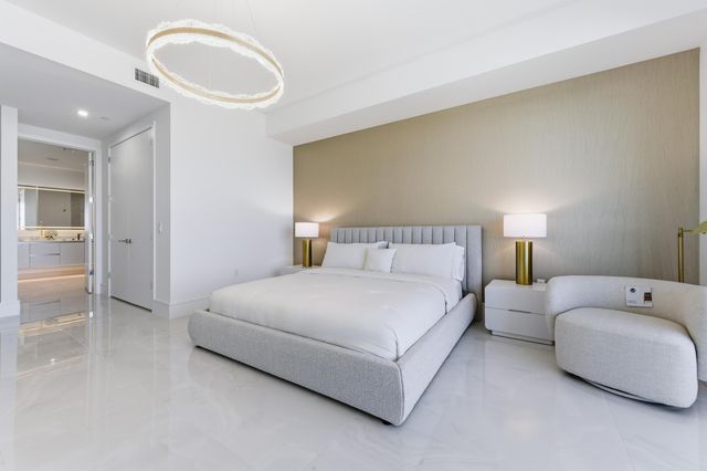 220 Lake Shore Drive 1205, Lake Park, FL 33403