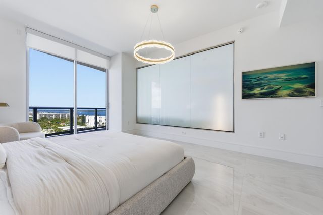 220 Lake Shore Drive 1205, Lake Park, FL 33403