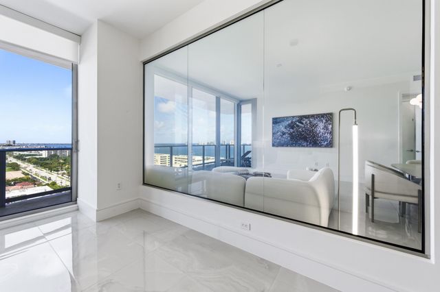 220 Lake Shore Drive 1205, Lake Park, FL 33403