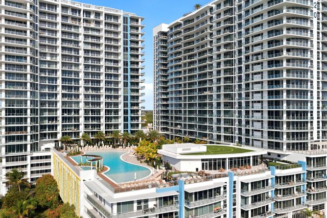 220 Lake Shore Drive 1205, Lake Park, FL 33403