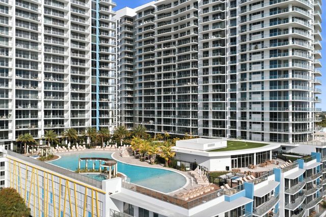 220 Lake Shore Drive 1205, Lake Park, FL 33403