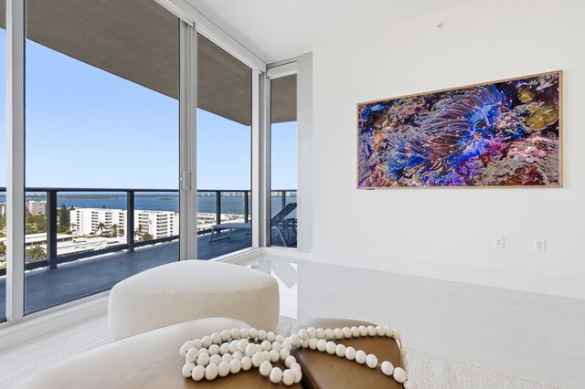 220 Lake Shore Drive 1205, Lake Park, FL 33403