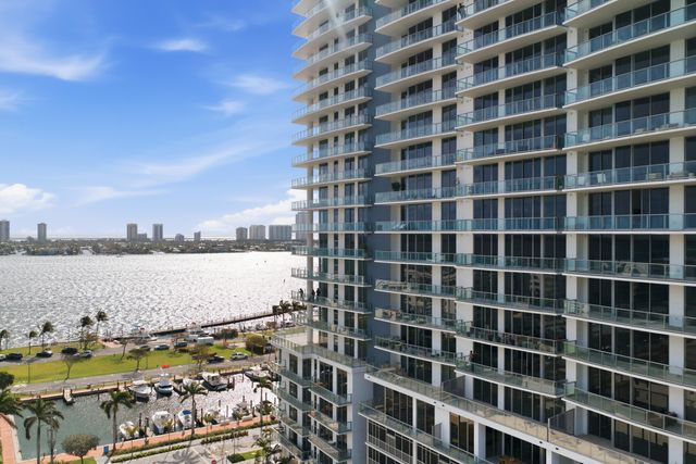 220 Lake Shore Drive 1205, Lake Park, FL 33403