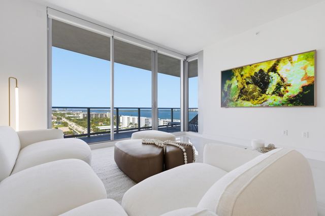 220 Lake Shore Drive 1205, Lake Park, FL 33403