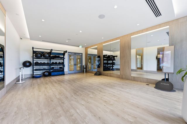 220 Lake Shore Drive 1205, Lake Park, FL 33403