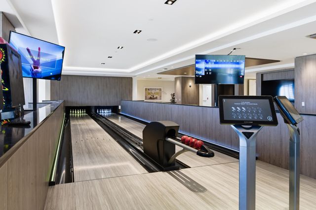 220 Lake Shore Drive 1205, Lake Park, FL 33403