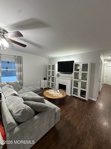 415 Pine Street, Union Beach, NJ 07735