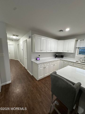 415 Pine Street, Union Beach, NJ 07735