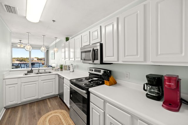 321 Bream Avenue 308, Fort Walton Beach, FL 32548