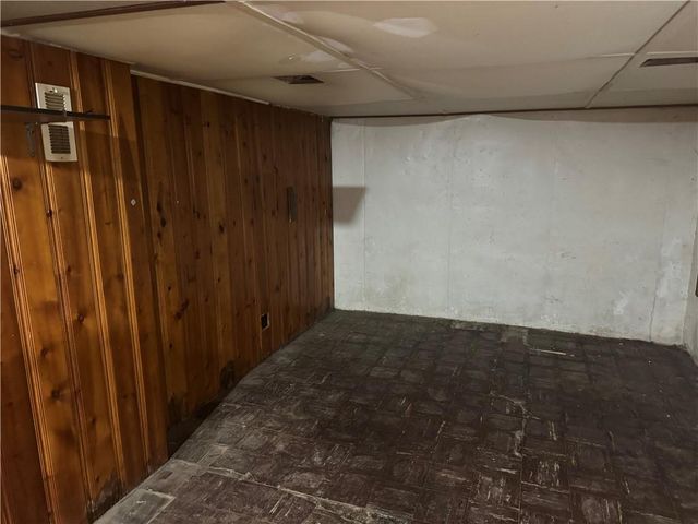 9708 E 67th Terrace, Raytown, MO 64133