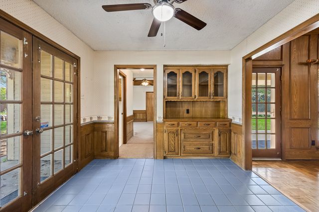 2106 Meadowview Circle, Garland, TX 75043