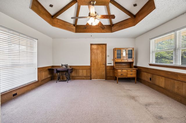 2106 Meadowview Circle, Garland, TX 75043