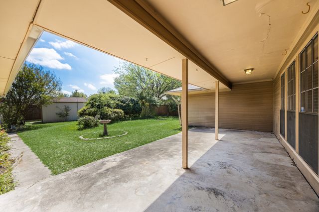 2106 Meadowview Circle, Garland, TX 75043