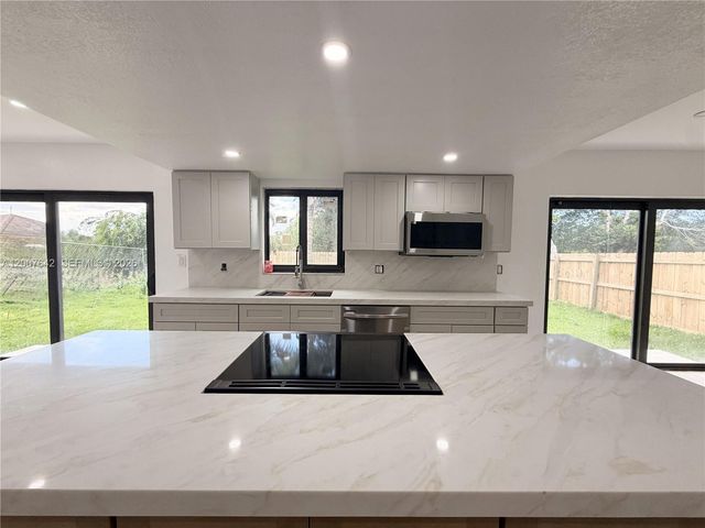 11789 SW 272nd Ter, Homestead, FL 33032