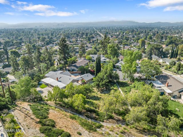 22335 Malden Street, West Hills, CA 91304