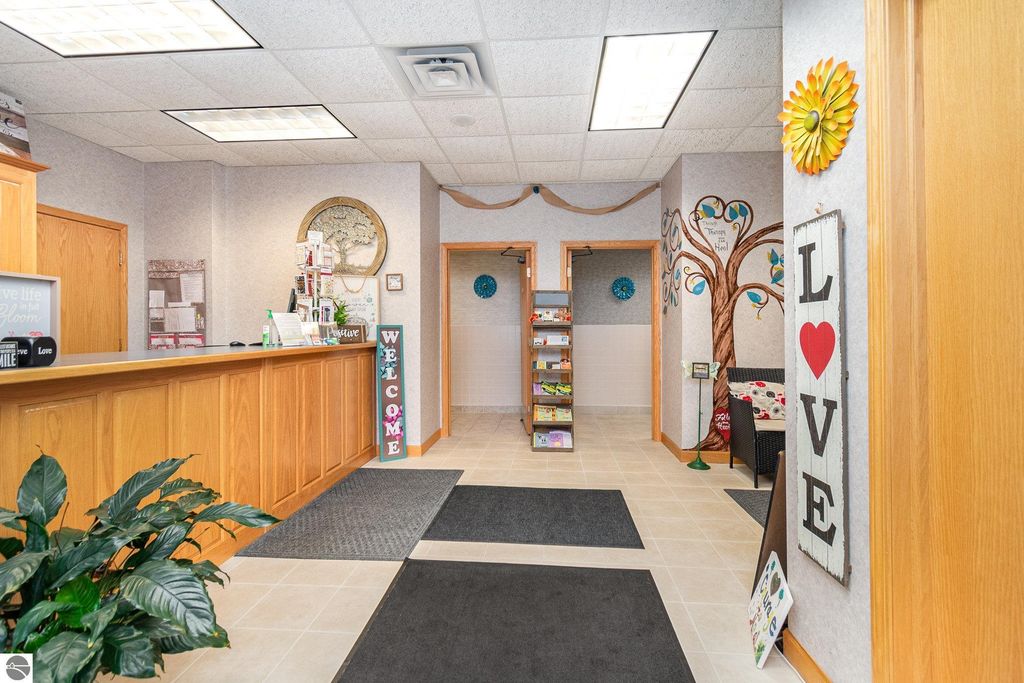 Image 11 of property listing at 4093 M-65, Hale, MI 48739