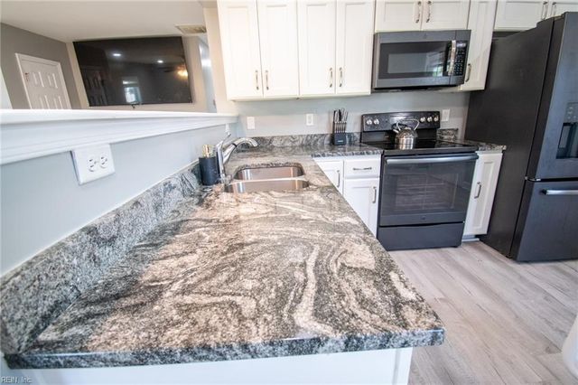 531 Price ST, Hampton, VA 23663