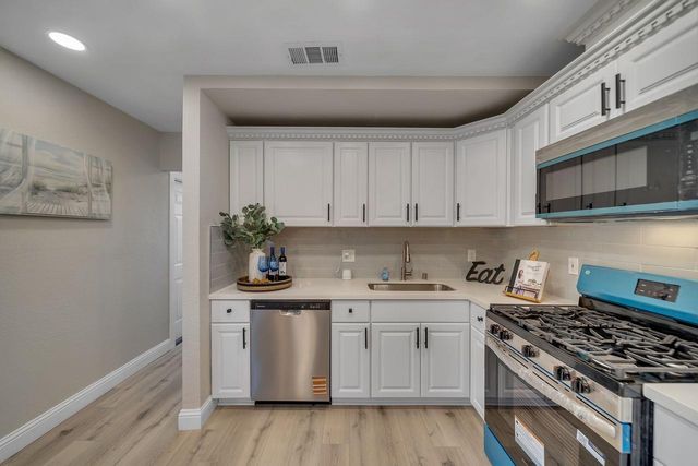 540 E Sonoma Ave, Stockton, CA 95204