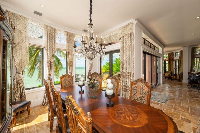 30 Cannon Royal Drive, Shark Key, FL 33040