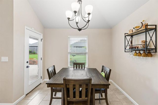 18401 Groveton Boulevard, Edmond, OK 73012