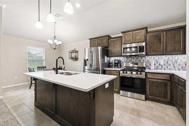 18401 Groveton Boulevard, Edmond, OK 73012