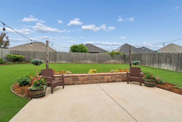 18401 Groveton Boulevard, Edmond, OK 73012