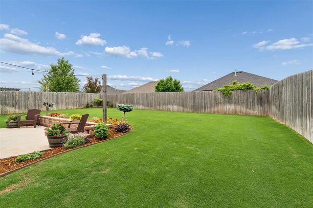 18401 Groveton Boulevard, Edmond, OK 73012