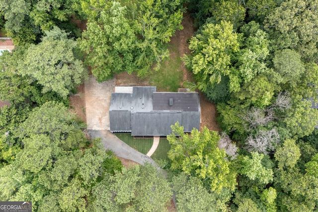 140 Old Fairburn Close SW, South Fulton, GA 30331