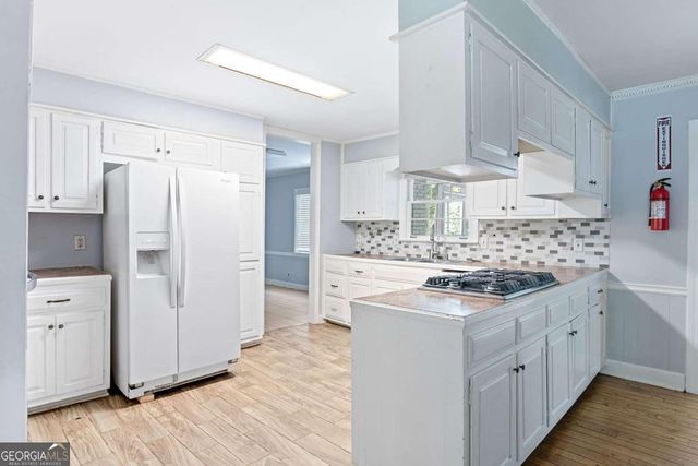 140 Old Fairburn Close SW, South Fulton, GA 30331