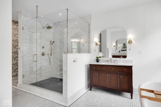 2730 Sutherland Avenue, Indianapolis, IN 46205