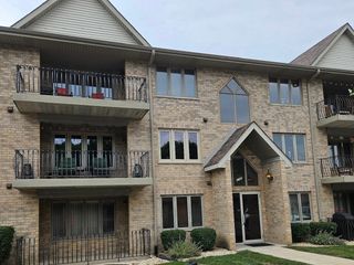 5140 Shadow Creek Drive 1, Oak Forest, IL 60452