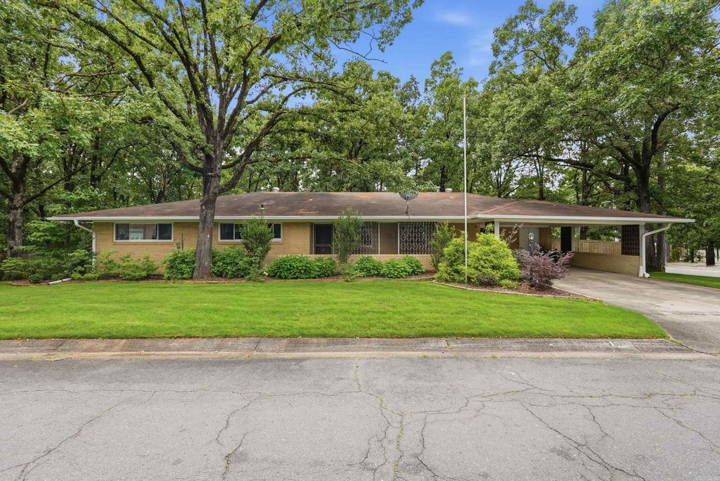 7511 L Street, Little Rock, AR 72207