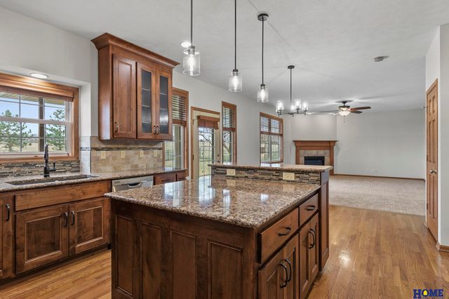 6851 Shadow Ridge Road, Lincoln, NE 68512