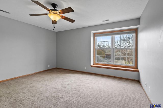 6851 Shadow Ridge Road, Lincoln, NE 68512