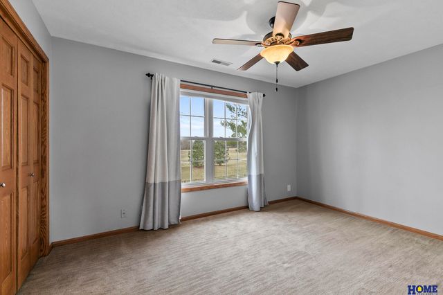 6851 Shadow Ridge Road, Lincoln, NE 68512