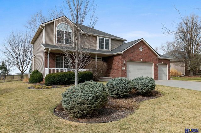 6851 Shadow Ridge Road, Lincoln, NE 68512