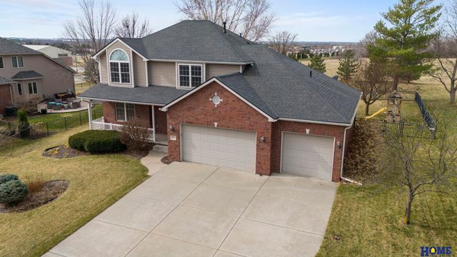 6851 Shadow Ridge Road, Lincoln, NE 68512