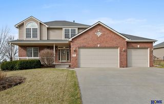 6851 Shadow Ridge Road, Lincoln, NE 68512